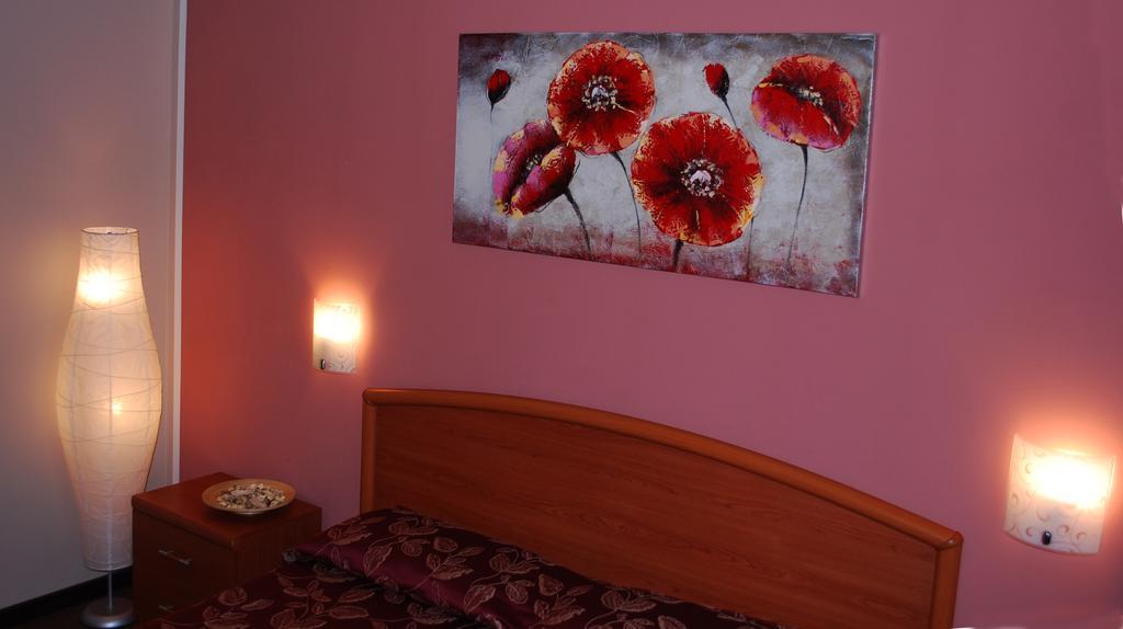 ホテル Un Letto A Casteddu カリアリ エクステリア 写真